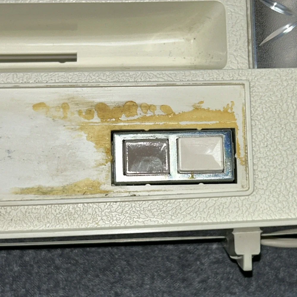 Vintage GE Lighted‎ Makeup Mirror B21M-J Zoom Vanity Mirror Works